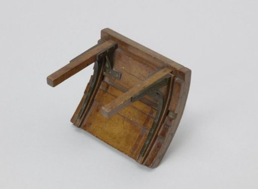 Model of Two Iron Hanging Knees