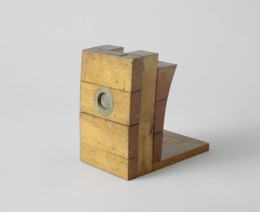 Model of a Ventilating Shaft and Portlight