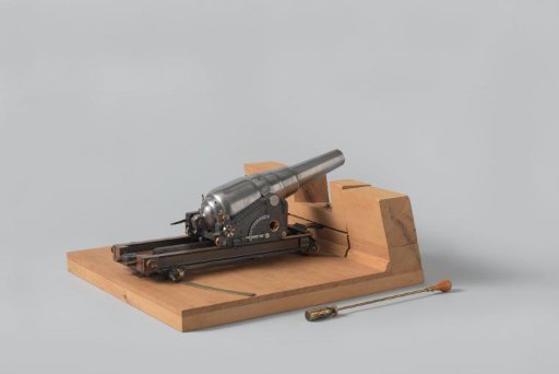 Model of an 18-cm Gun on a Pivot and Slide