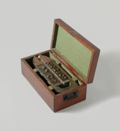 Shrapnel canister