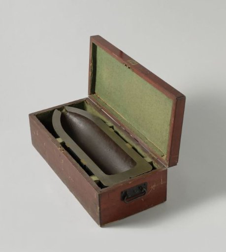 23-cm Shell in a Wooden Box