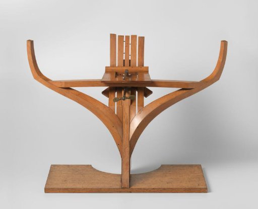 Model of a Rudder with Rapson Slide