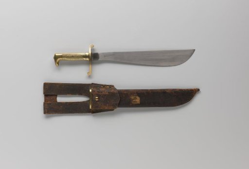 Broad-bladed knife