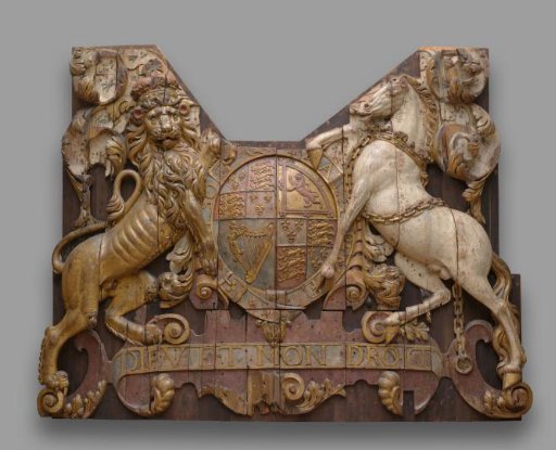 Mirror decoration of the Royal Charles