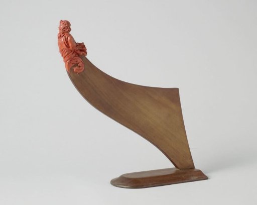 Model of a figurehead