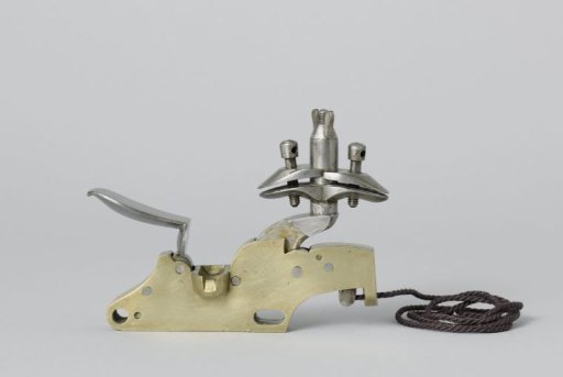 Gunlock (Flintlock) for a Carronade with a Double Flint