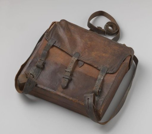 Knapsack worn by J.G.J. Baron van Ittersum, in 1830 a Hunter with the Company of Utrecht Students