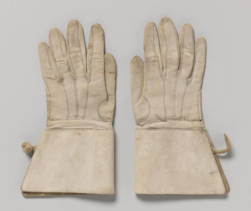 Pair of gloves belonging to the equipment of a sapper of the 1st Division of the North Holland Militia