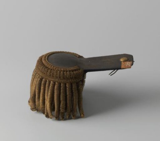 One naval epaulet