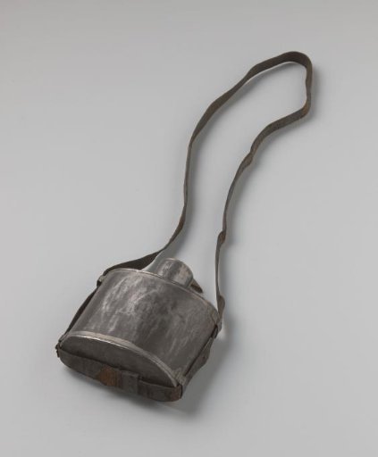Field flask belonging to J. van Eck, volunteer in the N.H. Jagers, 1830/32