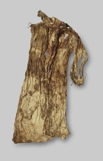 Linen Shirt, Presumably Worn by Henry Casimir I during the Siege of a Fort at Hulst in 1640
