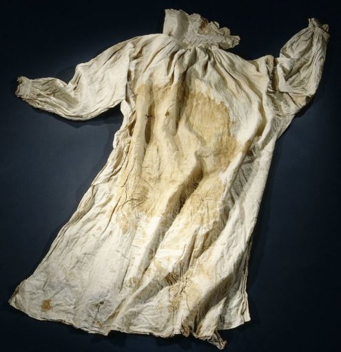 Shirt, possibly worn by Hendrik Casimir during the assault on a fort at Hulst