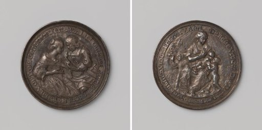 Wedding medal with a courting couple