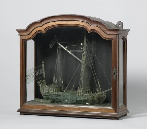 Glass model of a yacht