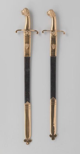 Sabers with scabbard for a drum major