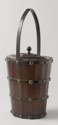 Bucket used to carry songbooks, the so-called mopsjestrommel