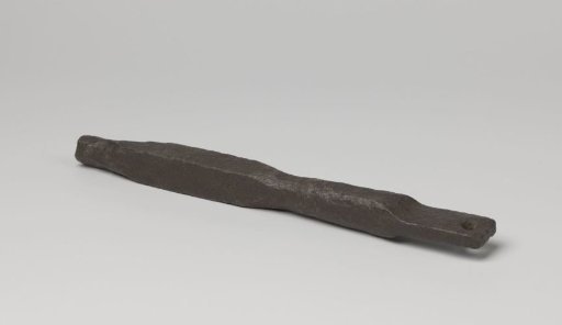 Iron axle or spindle of a grindstone