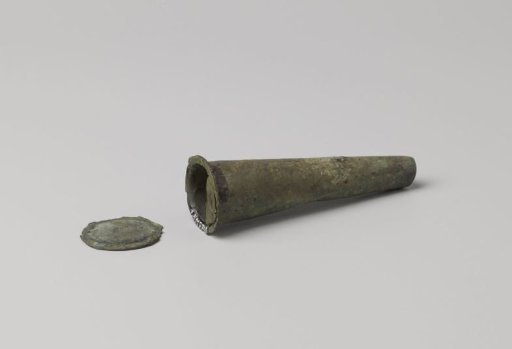 Musket measure, fragment consisting of a brass casing