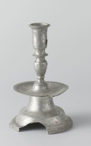 Candlestick, four-part with circular foot, flat candle-dish, baluster-shaped shaft and cylindrical candle-holder