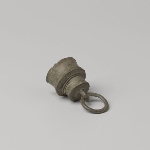 Screw cap of a bottle, fragment