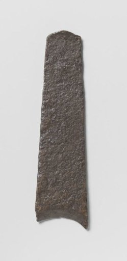 Plane chisel with curved blade