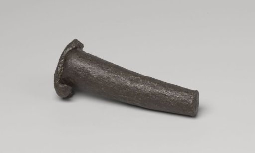 Bolt driver with a flattened head