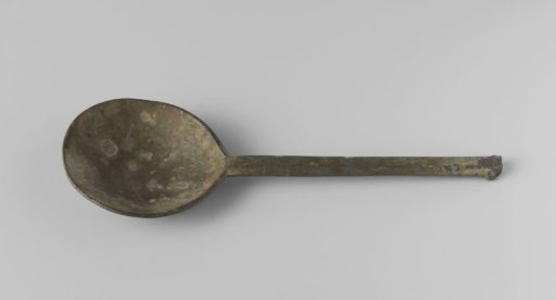 Spoon with round bowl and straight flat stem with a hexagonal cross-section