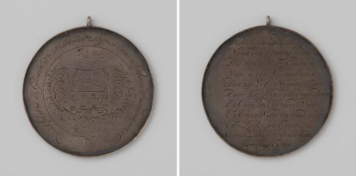 Twenty-fifth wedding anniversary of Sijmon Ooms and Geertje Blok, medal presented to Cornelia Blok