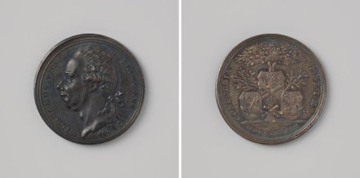Harlingen, Stavoren, and Workum Remain Loyal to Stadtholder Willem V, Medal Presented to the Members of the Governments of the Three Cities
