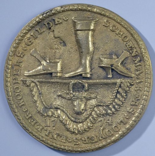 Shoemakers, Tanners, and Leather Dealers Guild of The Hague, guild medal of a master with no. 246