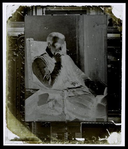 Photographic reproduction of a painting of a reading man