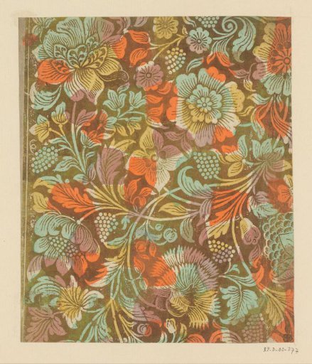 Sheet with flowers and grapes
