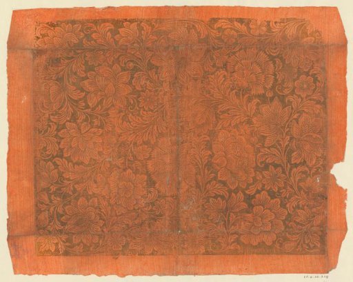 Sheet with large scrolls with large flowers