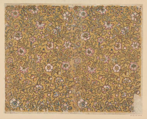Sheet with a scattered pattern of vines with flowers and fruits