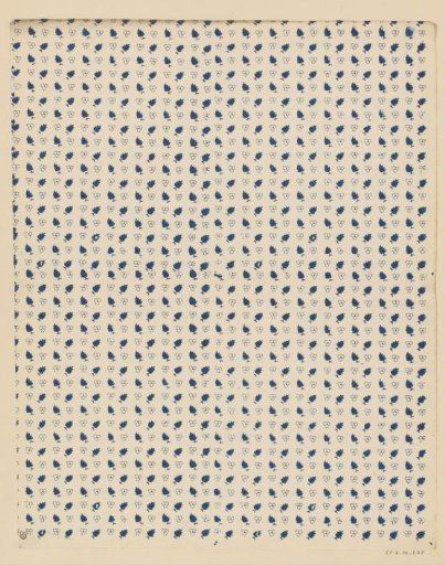 Sheet with alternating scattered pattern of leaf motifs