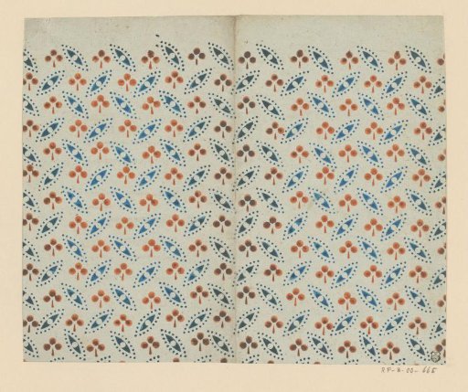 Sheet with scattered pattern of oval motif and clover leaf