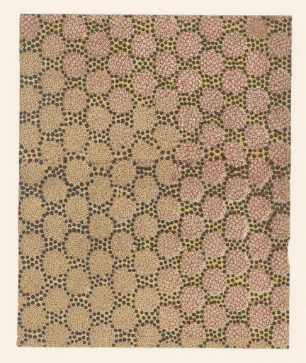 Sheet with scattered pattern of dot motif