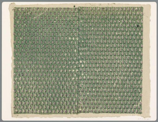 Sheet with scattered pattern of leaf motif