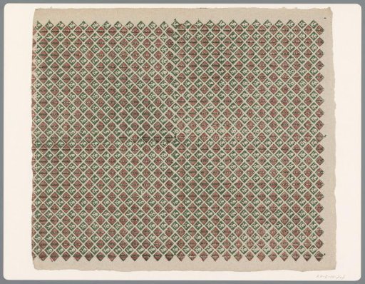 Sheet with diamond pattern with flower as field filling