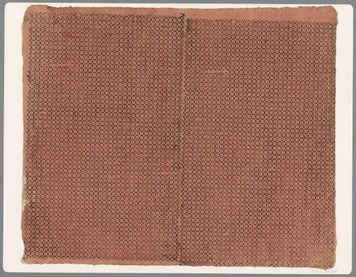 Sheet with checked dot pattern