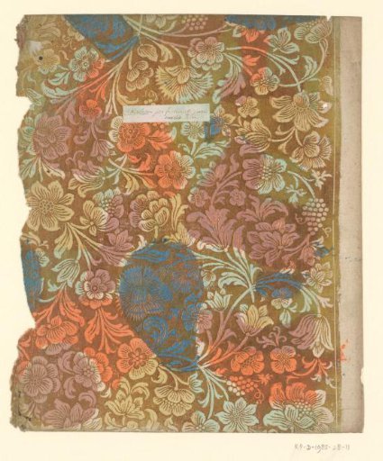 Sheet with flowers and fruit