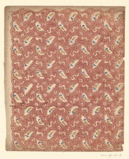 Sheet with a scattered pattern of leaves and winding lines