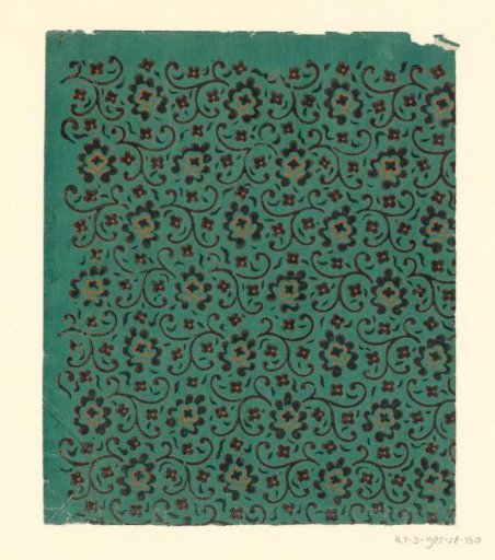 Sheet with a scattered pattern of flowers and vines
