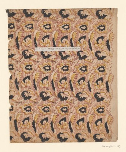 Tile with border pattern of cut-out flowers and leaves