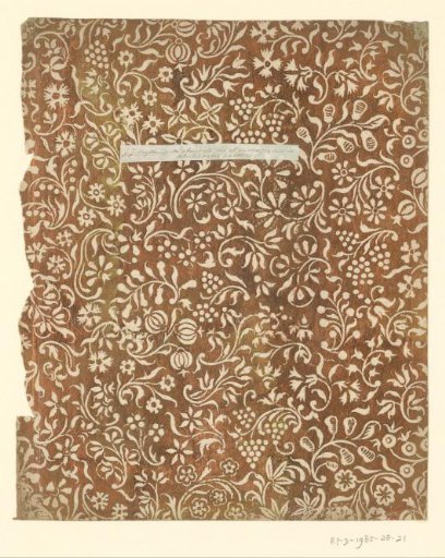 Sheet with flowers and fruit