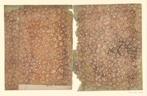 Sheet with flowers and fruit