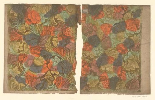 Sheet with flowers and fruit
