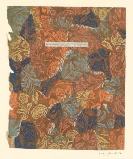 Sheet with flowers and fruit