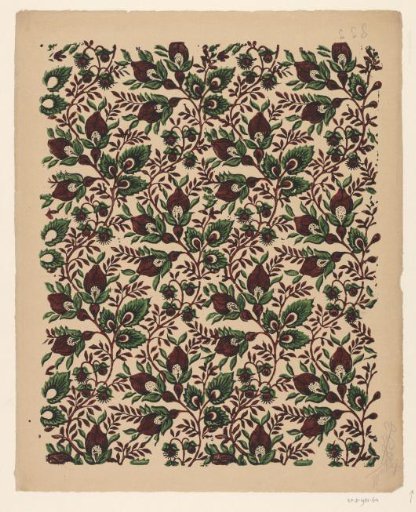 Sheet with a pattern of scrolling vines