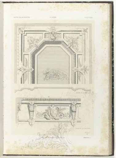 Ceiling with detail, two ornaments